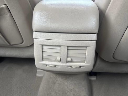 Used 2006 Toyota Avalon XLS FWD image 33