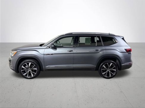 Certified 2024 Volkswagen Atlas SEL Premium R-Line AWD/4WD image 9