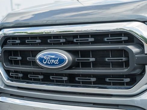 Used 2021 Ford F150 XLT AWD/4WD image 10