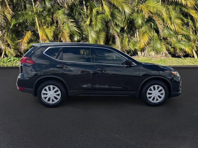 Used 2019 Nissan Rogue S FWD image 3