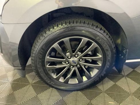 Used 2020 Ford Expedition Limited AWD/4WD image 11