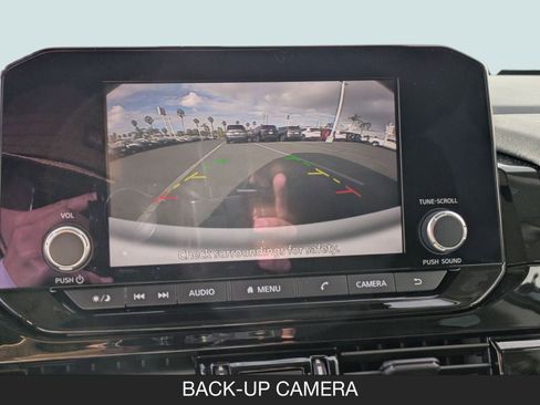 New 2025 Nissan Pathfinder SV image 18