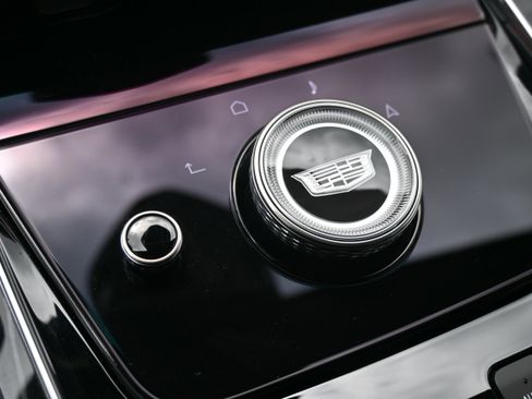 Used 2026 Cadillac Escalade Sport w/ LPO, ONYX Package image 36