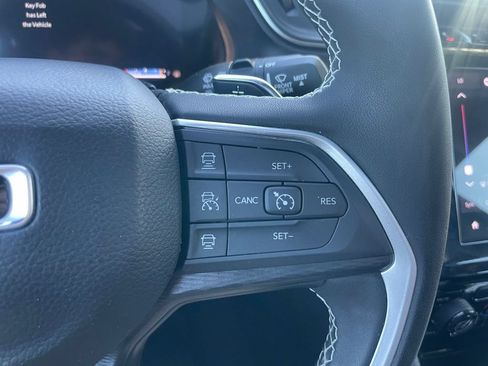 Certified 2024 Jeep Grand Cherokee Laredo X RWD image 24