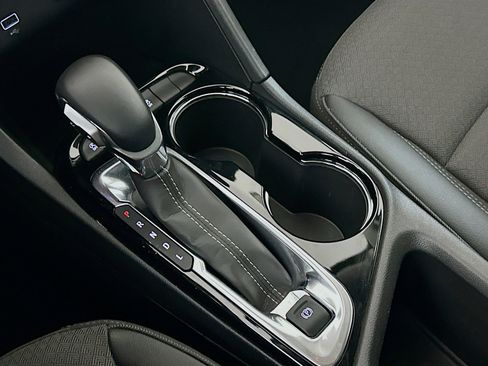 Used 2025 Buick Encore GX Preferred image 25