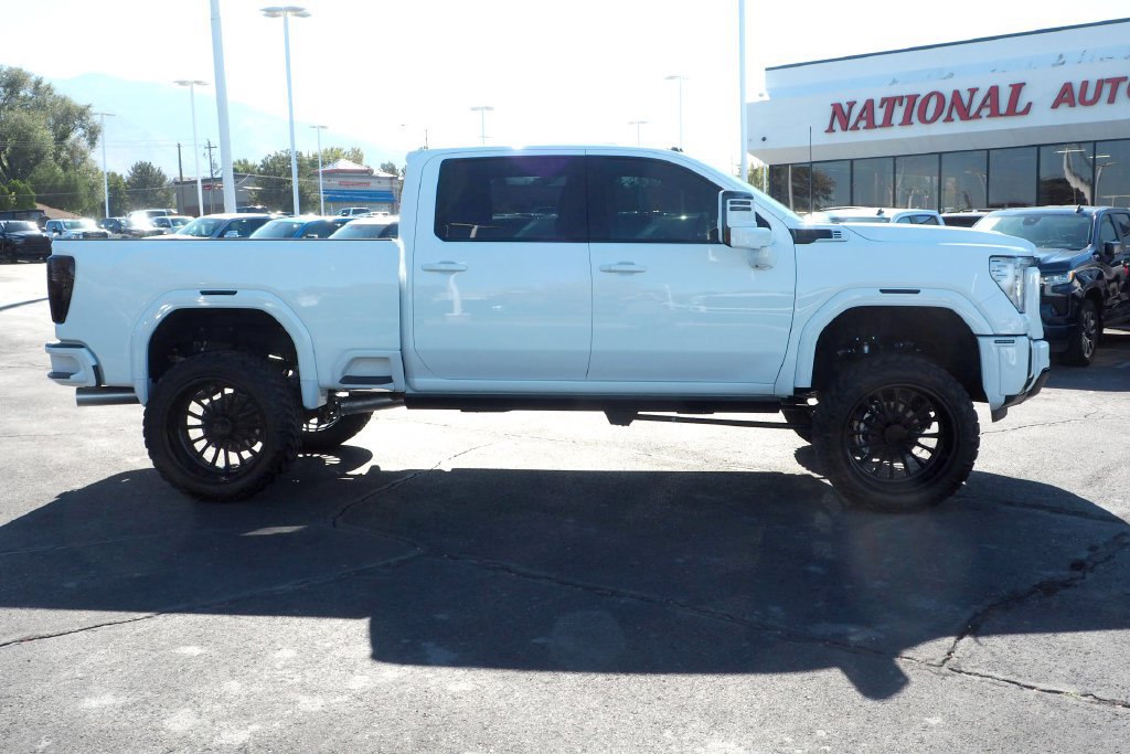 Used 2026 GMC Sierra 3500 AT4 w/ AT4 Premium Plus Package AWD/4WD image 4