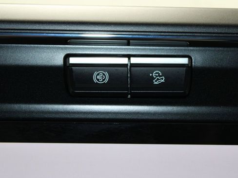 New 2026 Ford F250 Lariat w/ Black Appearance Package AWD/4WD image 60