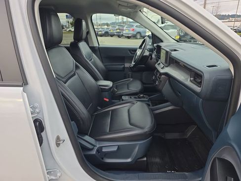 Used 2024 Ford Maverick Lariat w/ Black Appearance Package image 9