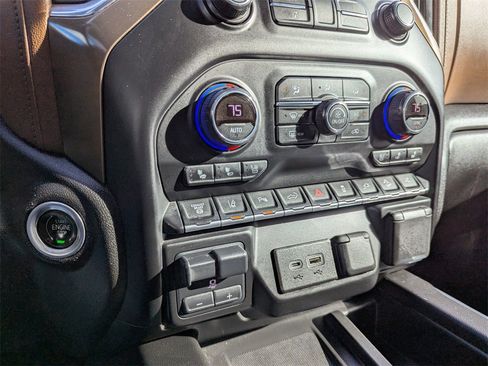 Used 2021 Chevrolet Silverado 3500 High Country w/ Z71 Off-Road Package image 27