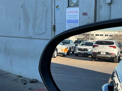 Used 2025 Buick Encore GX Preferred image 17