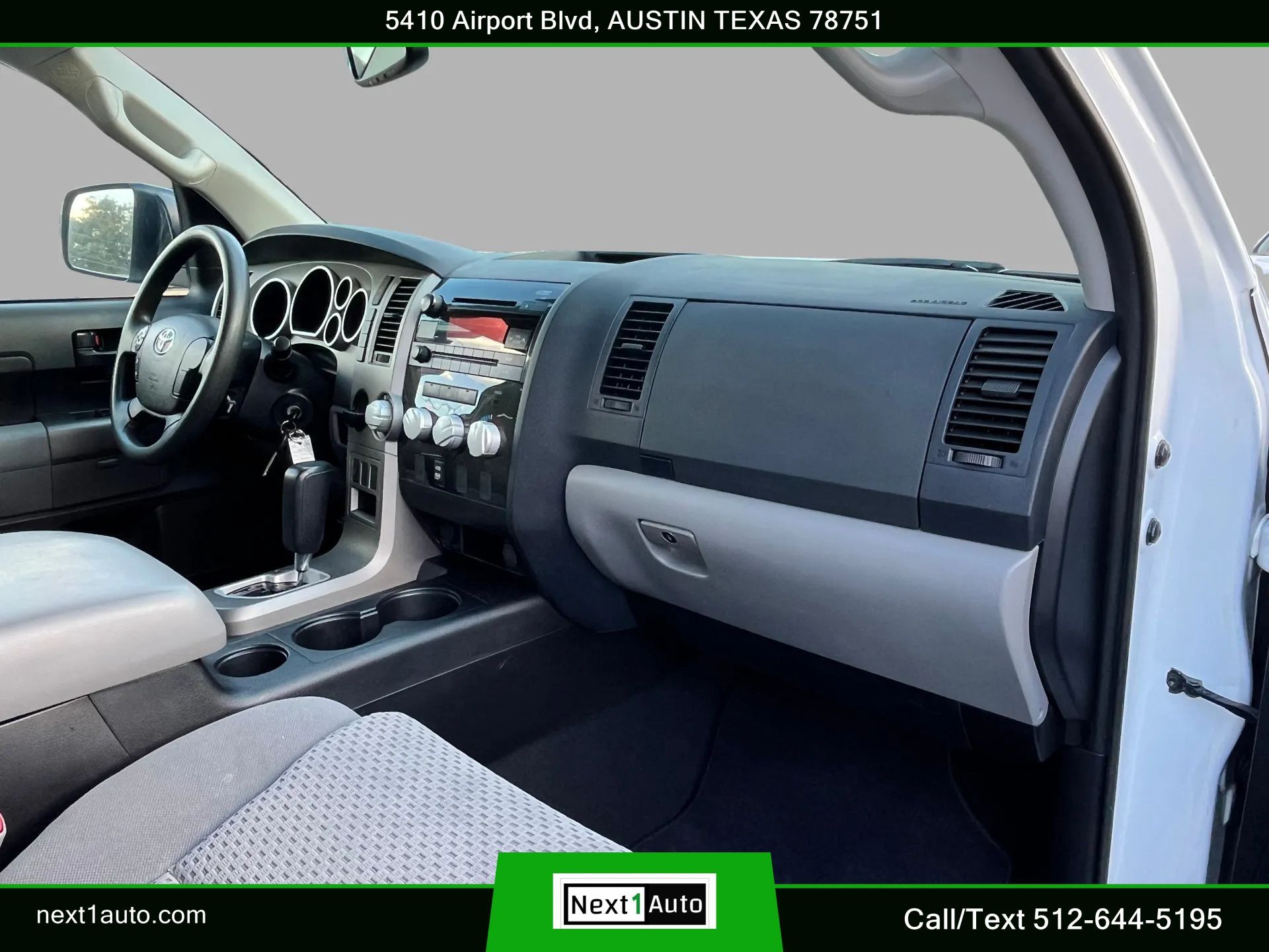 Used 2013 Toyota Tundra 2WD CrewMax w/ SR5 Pkg image 23