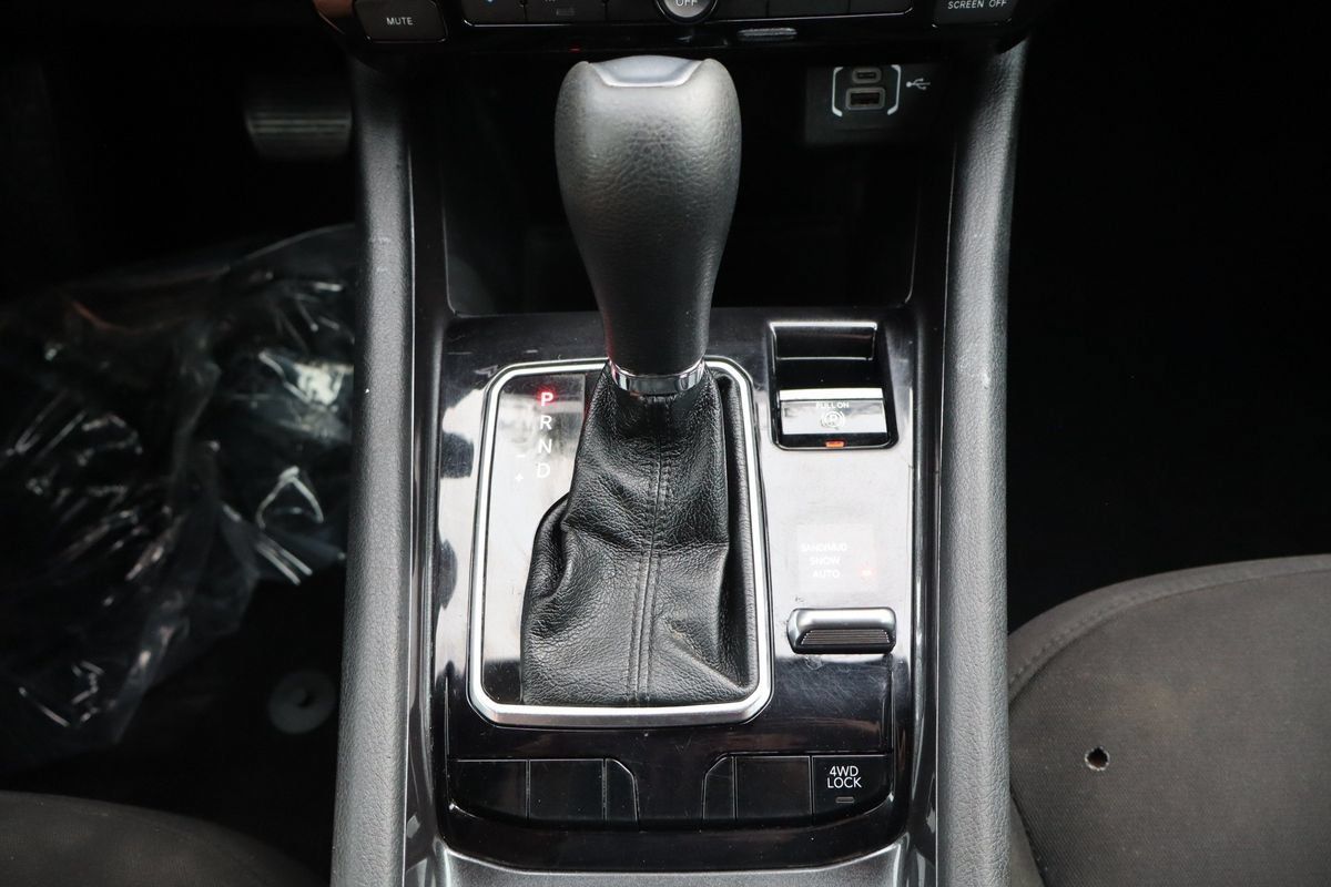 Used 2024 Jeep Compass Sport AWD/4WD image 34