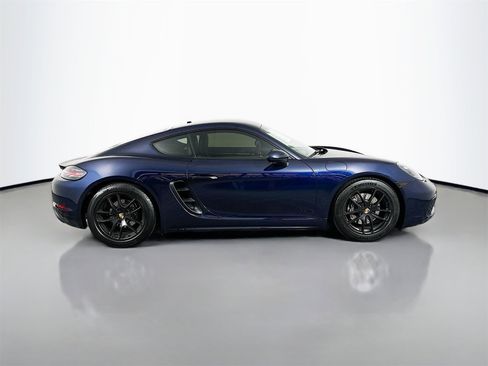 Used 2018 Porsche 718 Cayman image 8