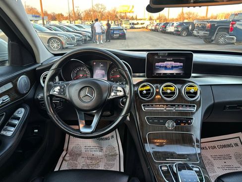 Used 2015 Mercedes-Benz C 300 4MATIC Sedan image 18