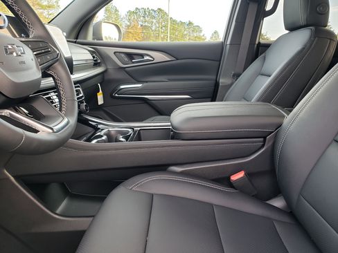 New 2026 Chevrolet Traverse LT w/ Midnight/Sport Edition image 28