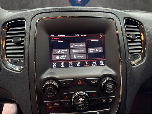 Used 2018 Dodge Durango GT image 28