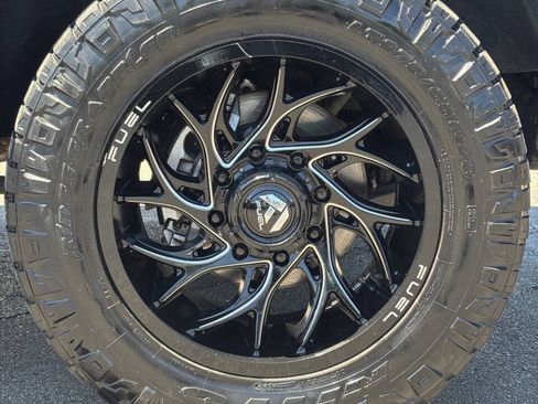 Used 2020 Chevrolet Silverado 2500 High Country w/ Z71 Off-Road Package AWD/4WD image 35