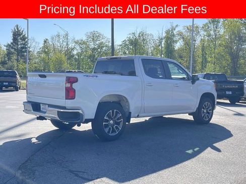 Used 2023 Chevrolet Silverado 1500 LT AWD/4WD image 5