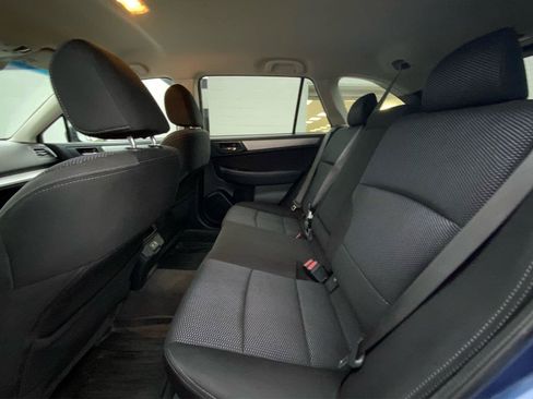 Used 2019 Subaru Outback 2.5i Premium AWD/4WD image 11