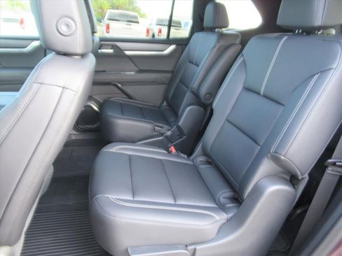 New 2026 GMC Acadia Elevation w/ Elevation Premium Package FWD image 29