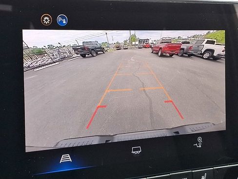 Used 2025 Chevrolet Colorado Trail Boss w/ Midnight Edition AWD/4WD image 18
