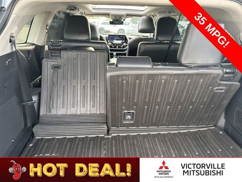 Used 2021 Toyota Highlander Platinum image 15