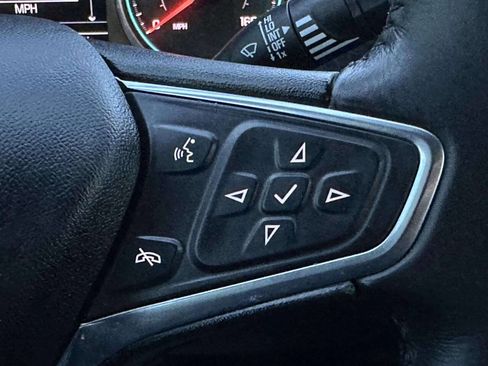 Used 2018 Chevrolet Malibu LT w/ Redline Edition image 26