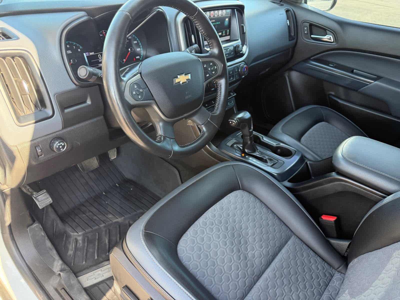 Used 2018 Chevrolet Colorado Z71 RWD image 13