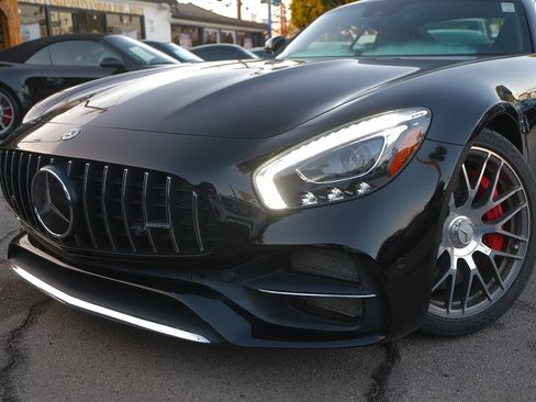 Used 2018 Mercedes-Benz AMG GT C image 10