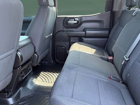 Used 2022 Chevrolet Silverado 1500 Custom AWD/4WD image 18