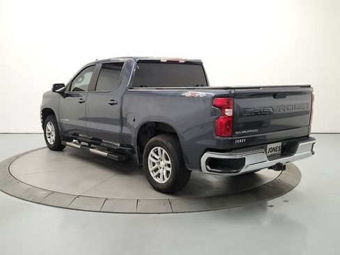 Used 2021 Chevrolet Silverado 1500 LT AWD/4WD image 7