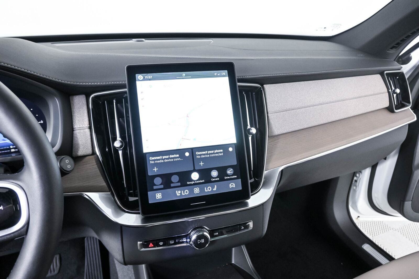 New 2026 Volvo XC90 T8 Core w/ Protection Package Premier AWD/4WD image 12