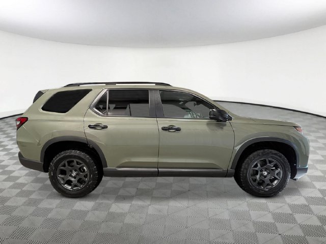 New 2026 Honda Pilot TrailSport image 7