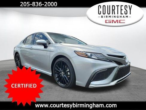 Used 2023 Toyota Camry XSE FWD image 1