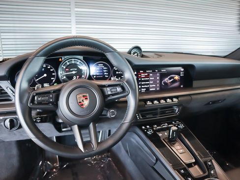 Used 2024 Porsche 911 Carrera GTS image 15