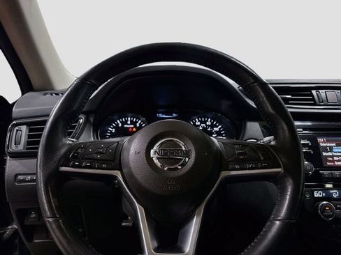 Used 2017 Nissan Rogue SV w/ Midnight Edition AWD/4WD image 11