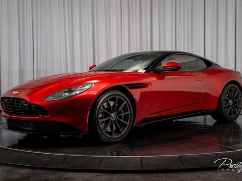 Used 2020 Aston Martin DB11 AMR image 9