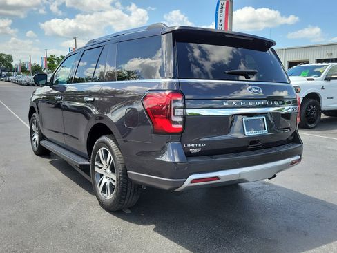 Used 2024 Ford Expedition Limited image 7