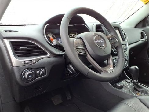 Certified 2022 Jeep Cherokee Latitude Lux image 26