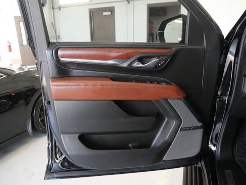 Used 2024 GMC Yukon Denali Ultimate image 22