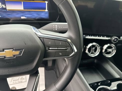 New 2025 Chevrolet Blazer EV LT image 18