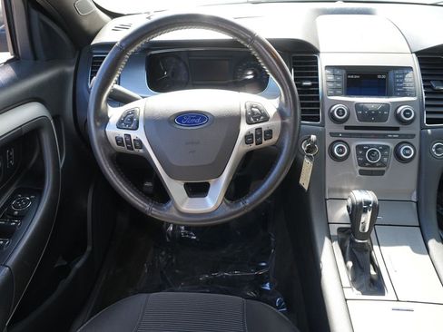 Used 2015 Ford Taurus SEL FWD image 19