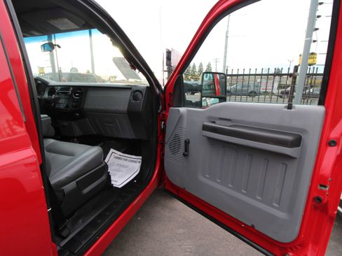 Used 2015 Ford F250 XL w/ XL Value Package image 27