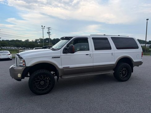 Used 2005 Ford Excursion Eddie Bauer AWD/4WD image 2