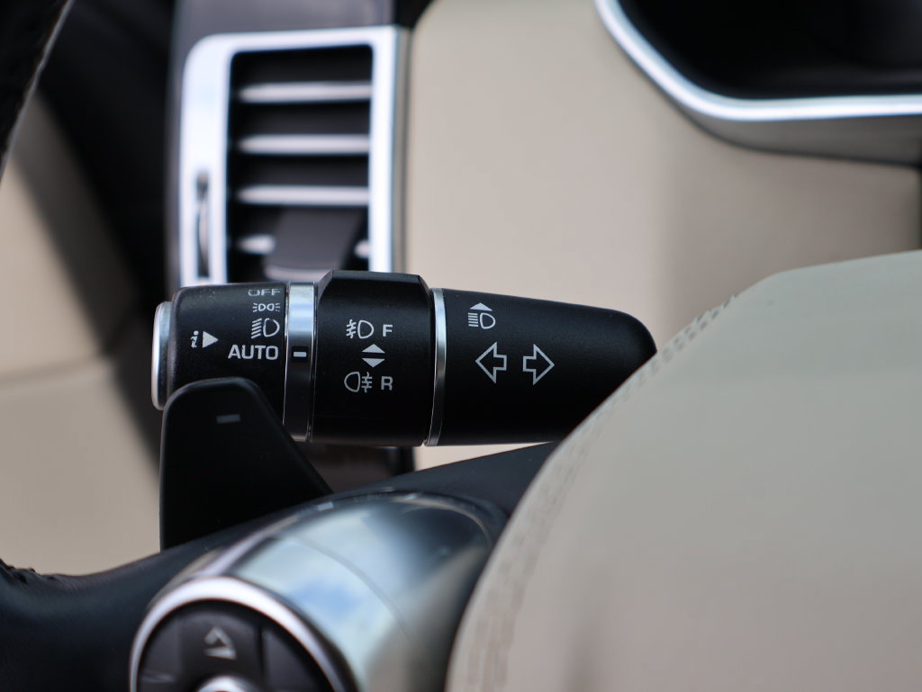 Used 2013 Land Rover Range Rover HSE AWD/4WD image 33