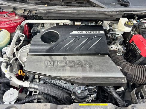 Used 2023 Nissan Rogue Platinum image 32