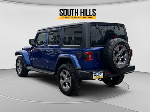 Used 2019 Jeep Wrangler Unlimited Sahara w/ Cold Weather Group AWD/4WD image 3
