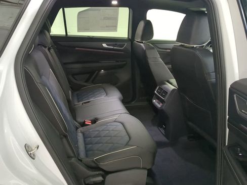 New 2026 Volkswagen Atlas Cross Sport SEL Premium R-Line image 19