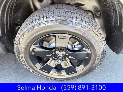 Certified 2025 Honda Ridgeline Black Edition image 25