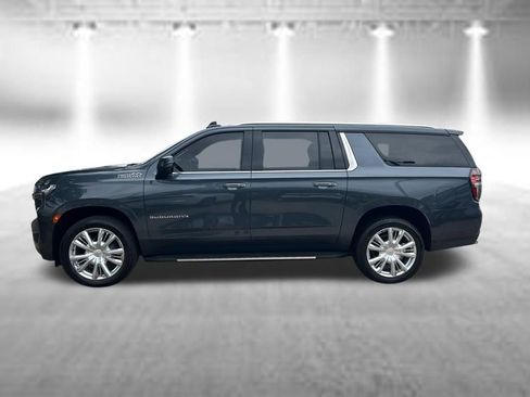 Used 2021 Chevrolet Suburban High Country RWD image 2